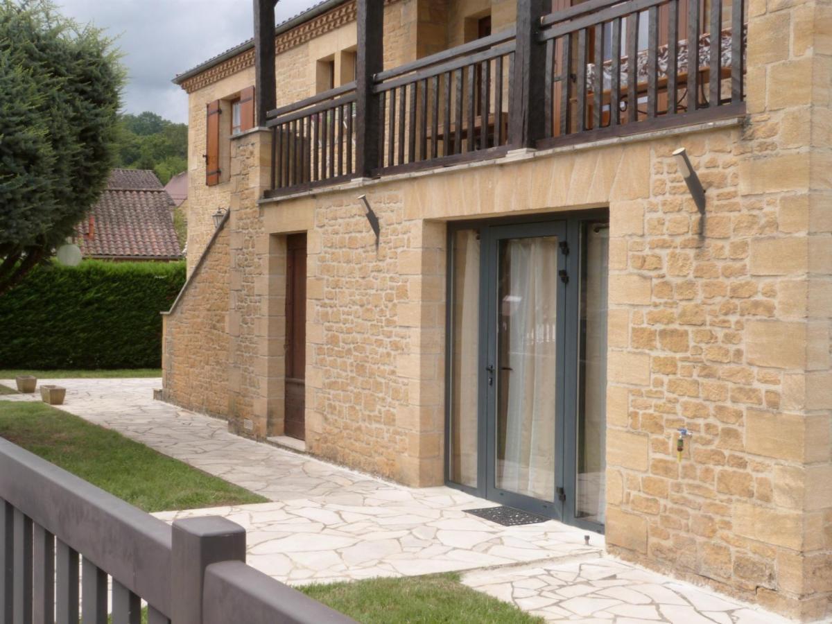 Logement Spacieux Rez-De-Chaussee, Jardin, Stationnement Devant, A 5 Minutes A Pied Du Centre De Sarlat Vila Exterior foto